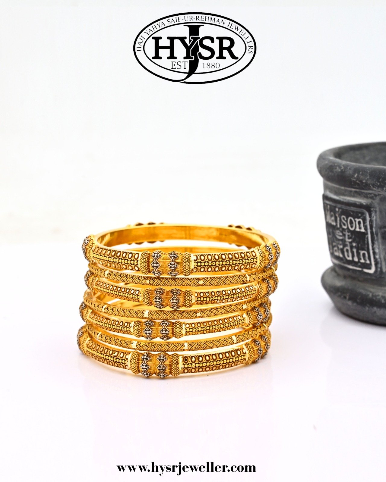 GOLD BANGLES DESIGN