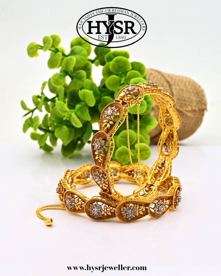 GOLD BANGLES DESIGN
