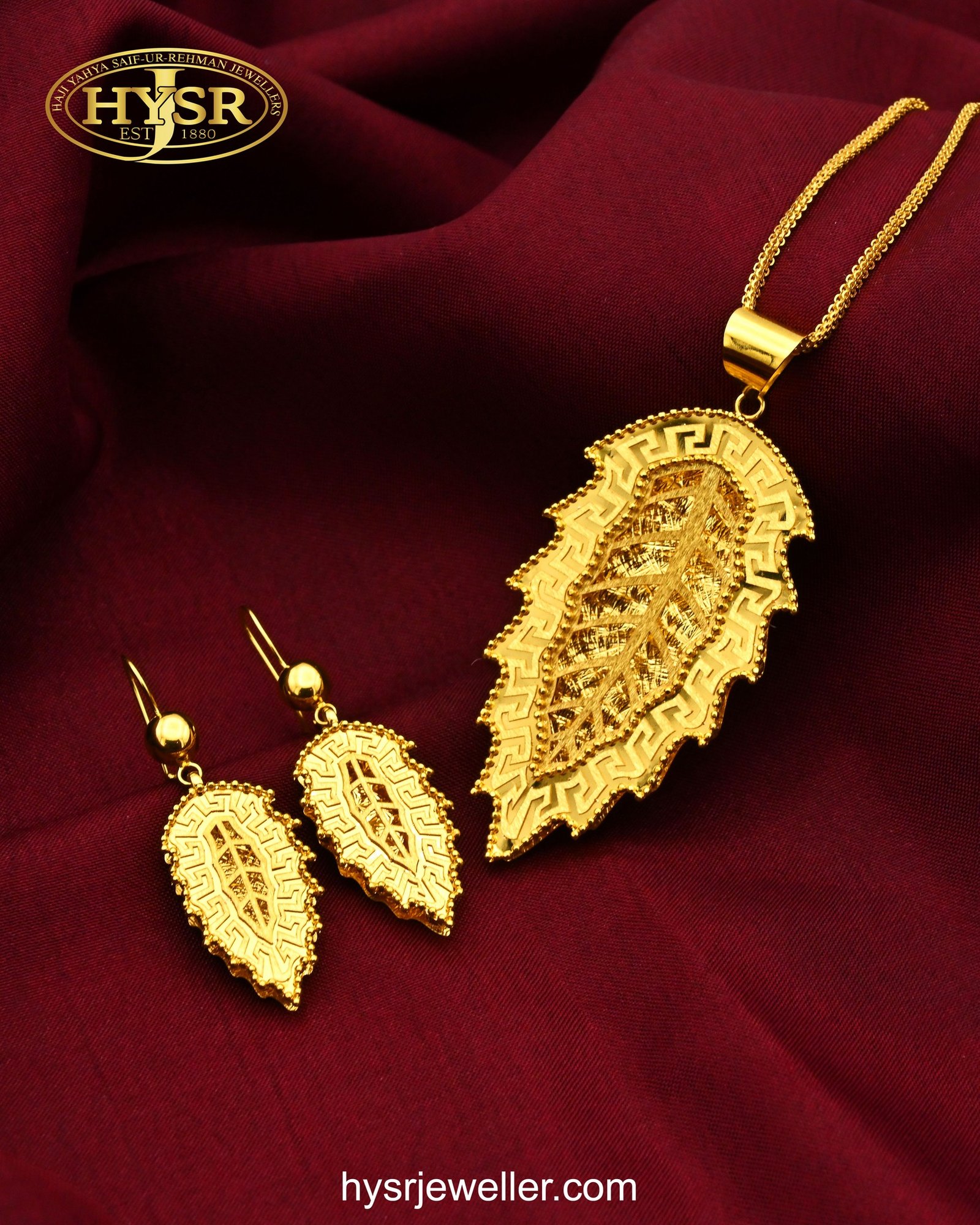 GOLD PENDANT DESIGN