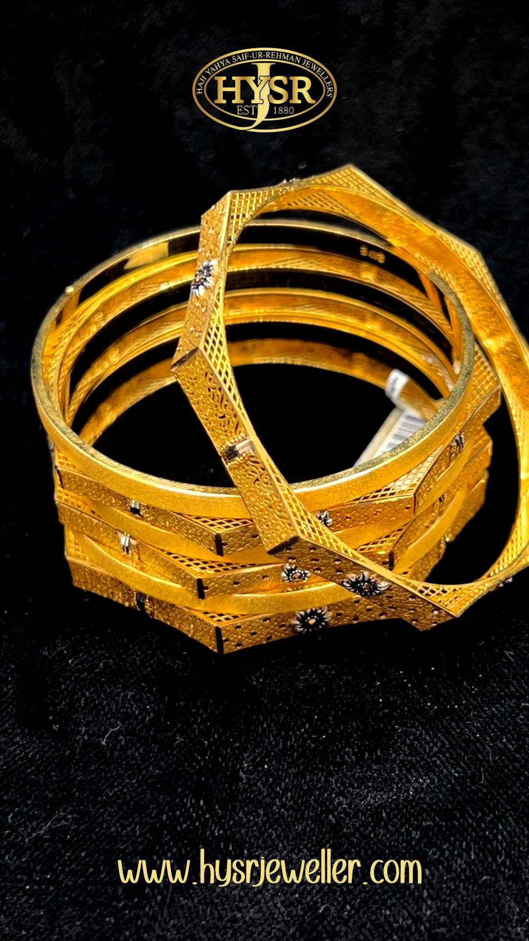 GOLD BANGLES DESIGN